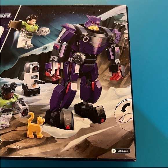 Retired LEGO Disney Pixar Lightyear Zurg Battle 76831 | Buzz Lightyear Toy Set - Picture 7 of 12